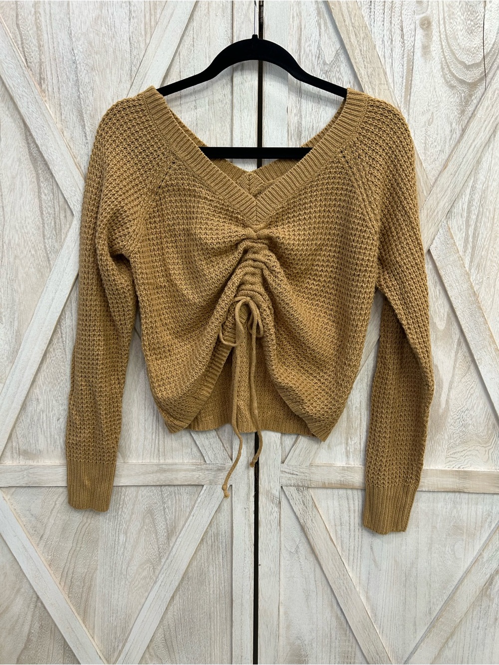 Ruched V-Neck Waffle Knit Sweater - Camel